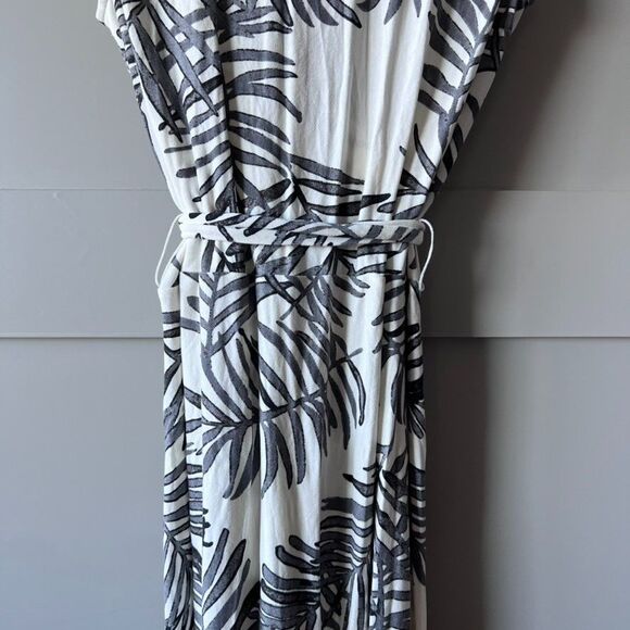 Tommy Bahama Fronds Falling Tambour Faux-Wrap Dress Medium V Neck Tropical - Picture 8 of 16